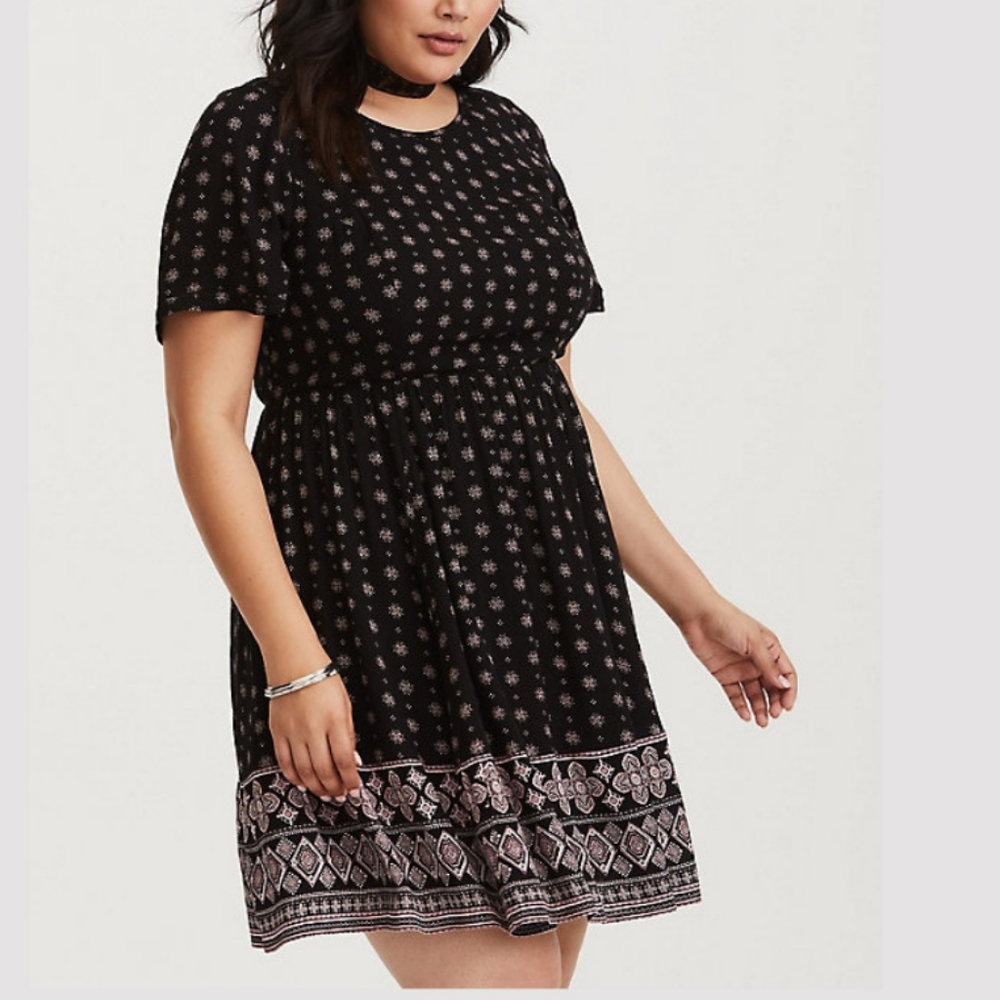 2X Torrid Black Border Print Gauze Babydoll Dress